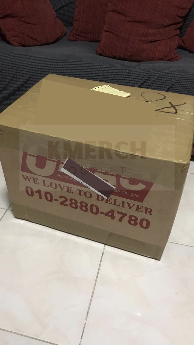 KMerch Outlet tweet media