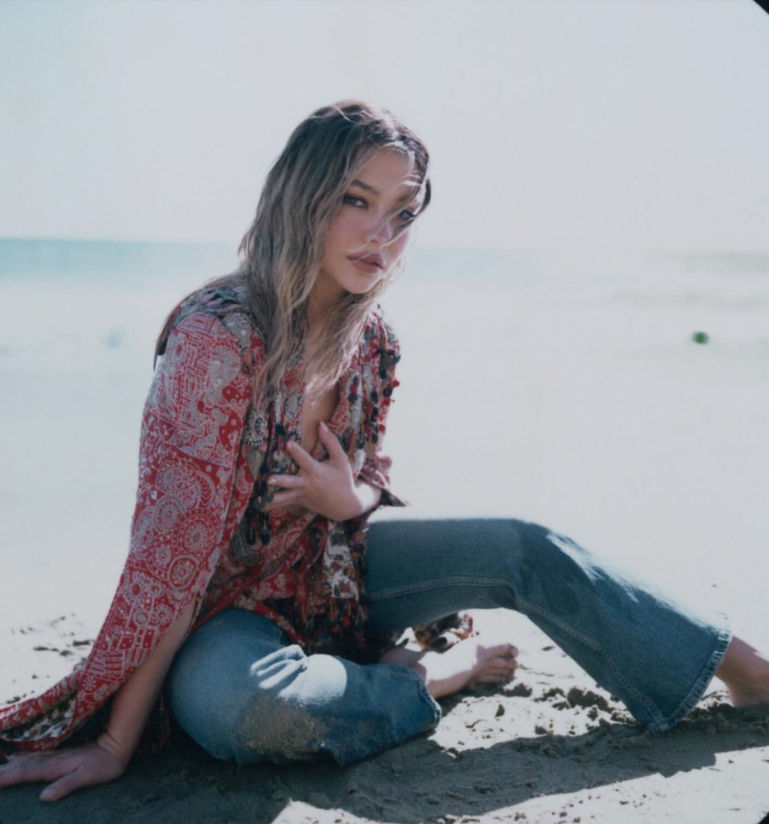 best of madelyn cline on Twitter: "madelyn cline for elle magazine india"