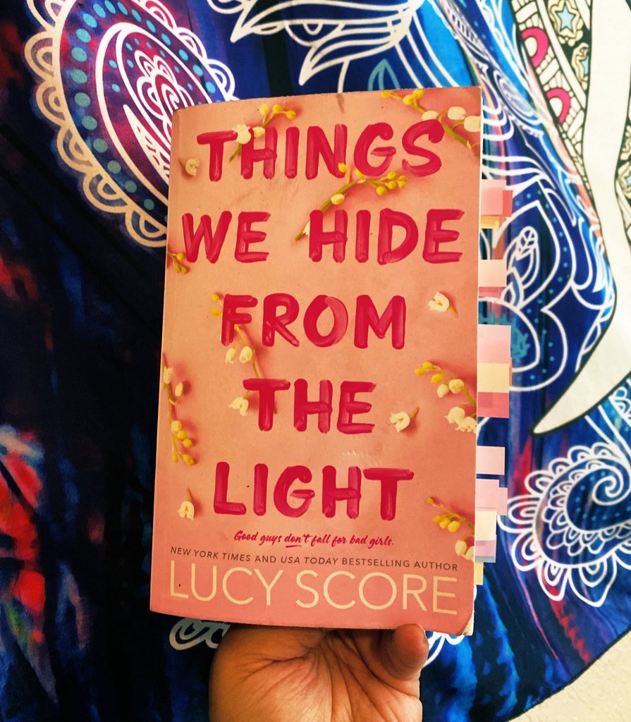 brookereeeads's tweet photo. Teaching myself to annotate this book, by color. I think it’s going well! I like how it looks 😍🫶🏽💖 #booktwt #readw https://t.co/a7LK8h6BxT