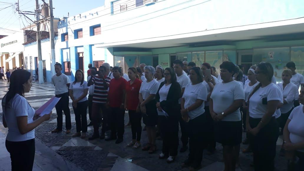 Recibió la Dirección Provincial del #bpagranma el reconocimiento de Colectivo Distinguido Nacional otorgado por el Buró Provincial del Sindicato Nacional de Trabajadores de la Administración Pública. #bancopopulardeahorro 
#40años
 #ProvinciaGranma #ALaPatriaManosYCorazon