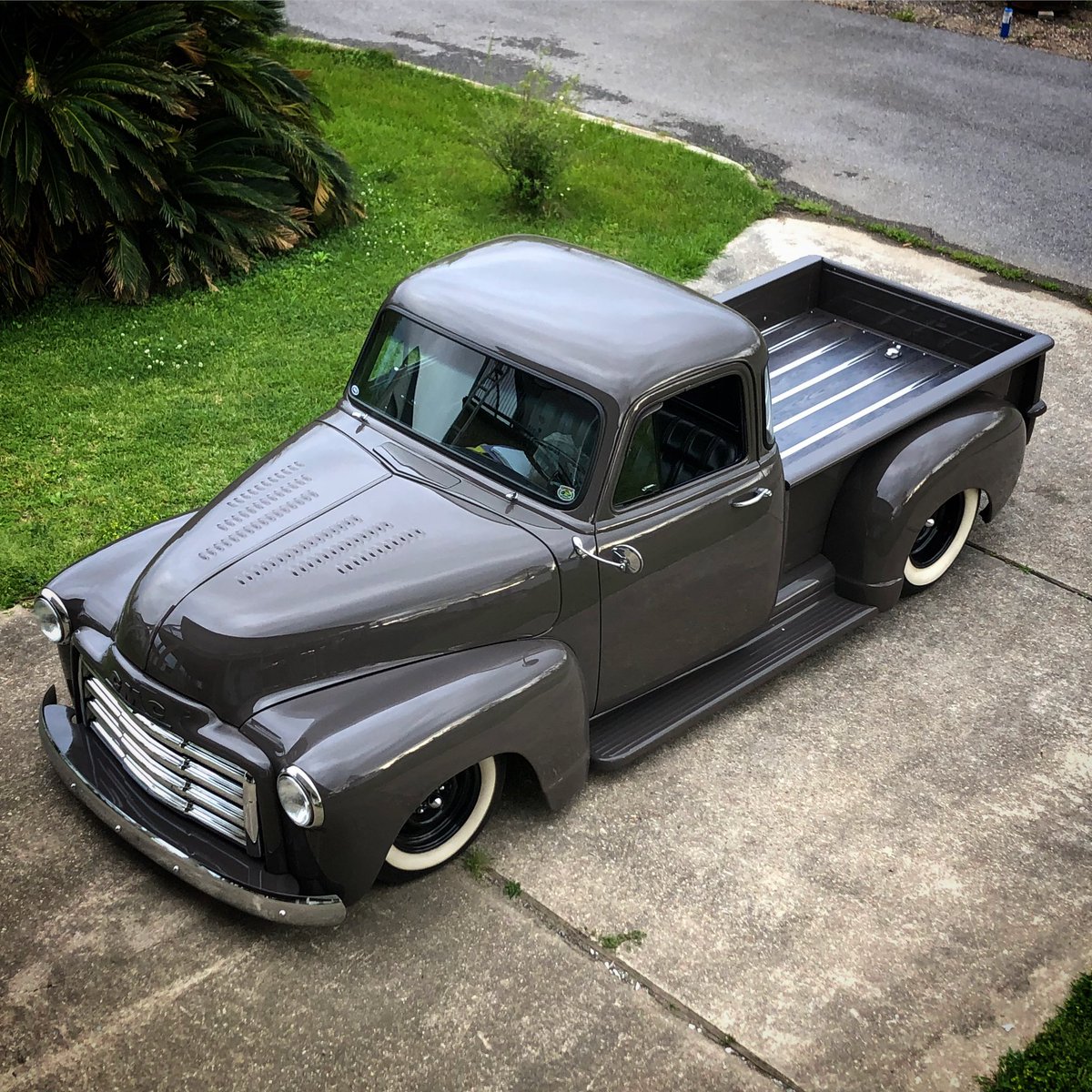 Featured Registration - Dwane Breaux’s 1954 GMC 3100 - great looking louvered and laid out truck headed from Hahnville, LA to Austin, TX for the 20th Lonestar Round Up April 21 &amp; 22nd, 2023

Just a few weeks to go! Register today at lonestarroundup.com/regsiter &amp; be ready to roll!