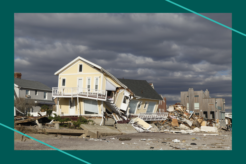 NewAmerica's tweet image. 🧵 This month in #TheThread, New America’s blog, we focus on #climate:

1️⃣  Leveling the playing field for vulnerable countries via our global financial system
2️⃣ Proactive policies to ensure housing security
3️⃣ Stories that inspire climate optimism

bit.ly/3DOh0DD