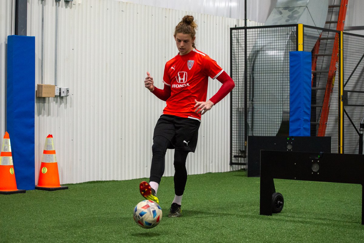 IndyElevenESP's tweet image. Comenzar la semana justo a las sogility  Translated using #MicrosoftFlow