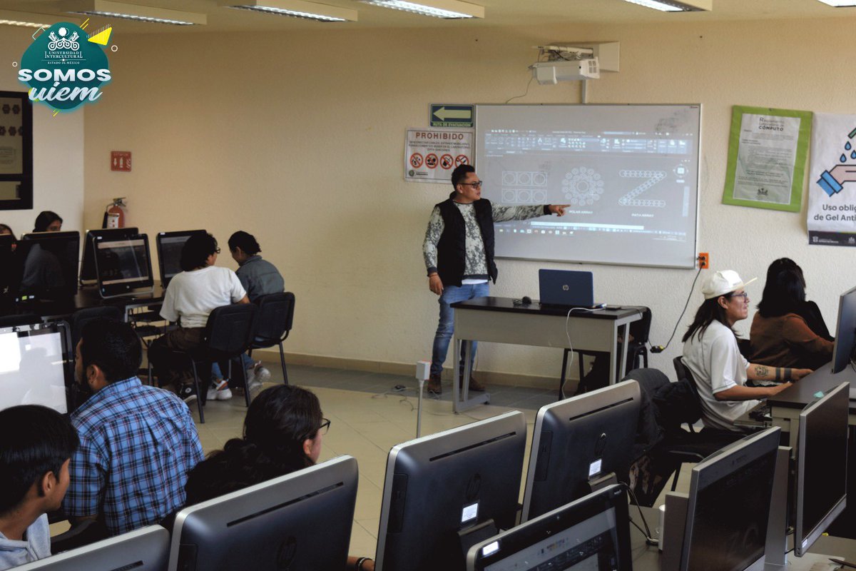 UIEMOficial's tweet photo. Estudiantes de la licenciatura en #ArteyDiseño, realizaron prácticas de dibujo utilizando el software de diseño AutoCAD 2022, como parte de las actividades académicas planeadas en la asignatura de "Taller de dibujo y espacio", clase a cargo del Mtro. Aldo Romero 
#OrgulloUIEM 💚 https://t.co/45ypqwVeKK