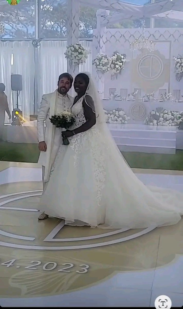 Shann_099's tweet photo. One word for Akothee and his Husband 🔥😁 https://t.co/9oUOTCgYgd