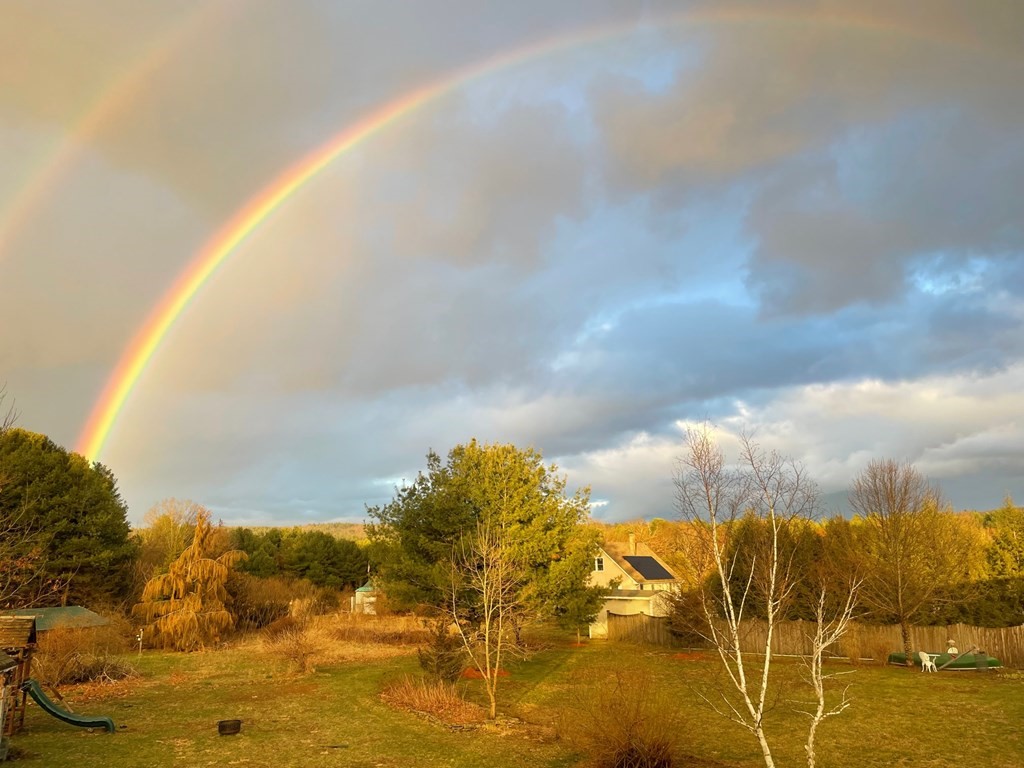 5Realtors's tweet photo. Which do you like better at the end of a long day? Sunsets or rainbows? 
📍 330 Leyden Rd, Greenfield
📍 9 Sarah Ln, Belchertown (Sold)
#fivecollegerealtors #sunset #rainbow #whichone https://t.co/OkFAzdrwzv