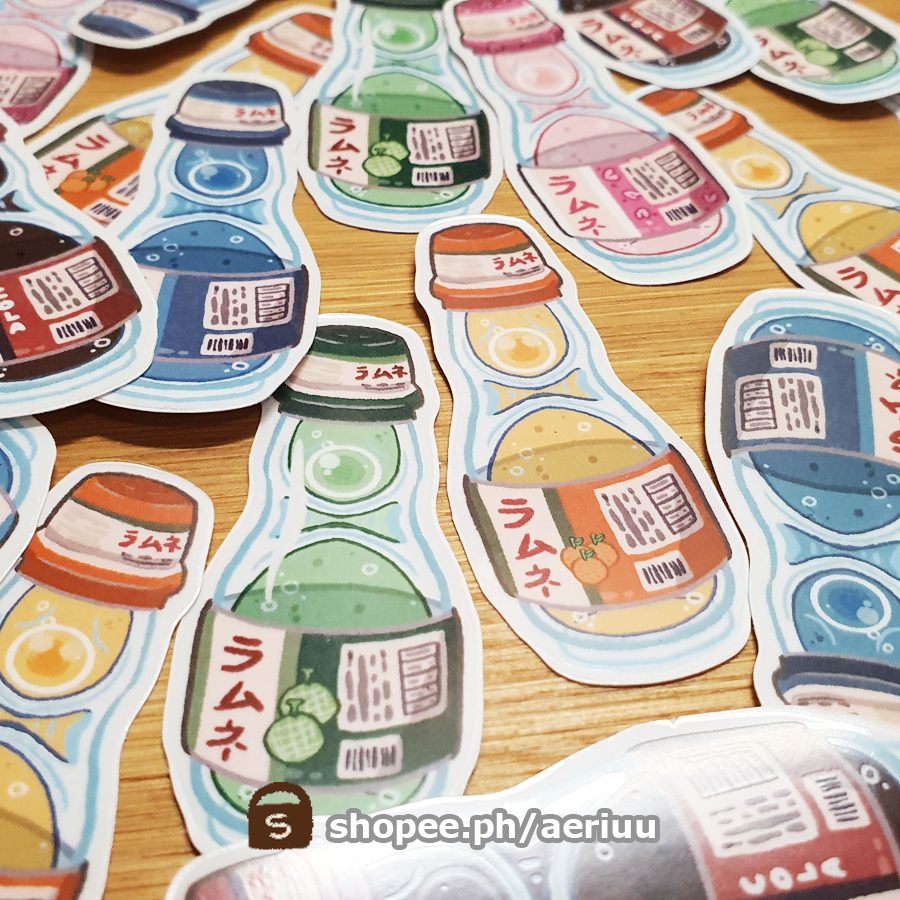 aeriuu's tweet image. [RTs 🙏✨]  Was finally able to open shop again! Uploaded new bottles, will upload new sticker designs within the week!

✨#shopAE for updates✨

Shop link in comments