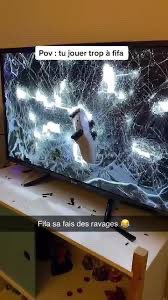realPouchi's tweet image. [THREAD] Les vidéo les plus drôle sur le jeux : Fifa