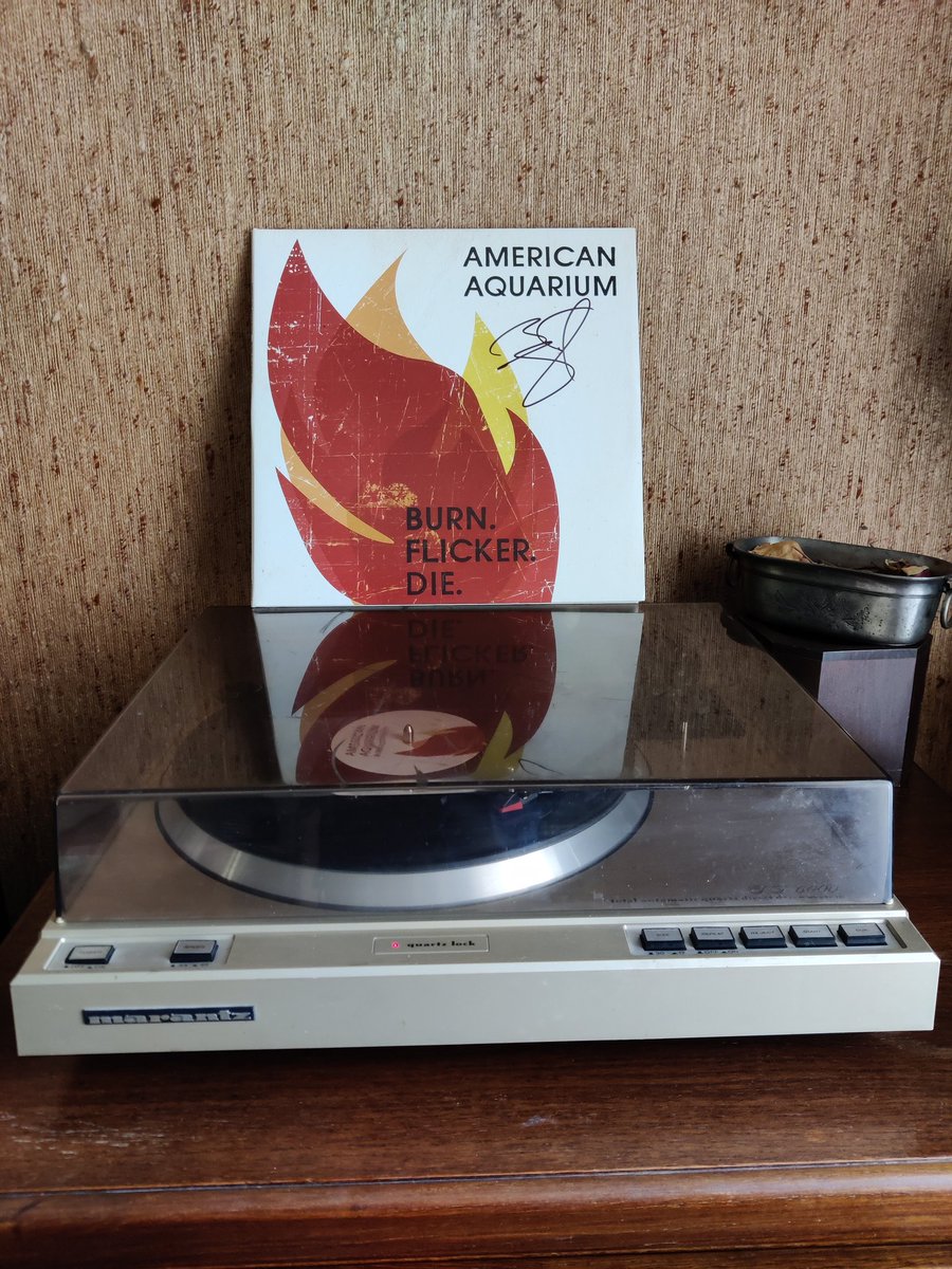 Monday vinyl session. What a gem! 🎶🔥 #AmericanAquarium #BurnFlickerDie #Spinning #Masterpiece #BjBarham