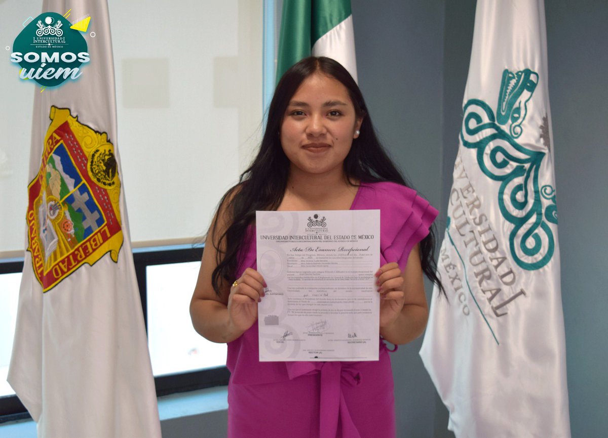 UIEMOficial's tweet photo. Las egresadas de la licenciatura en #ComunicaciónIntercultural, Estrella de Jesús Mateo y Anahí Sanchez Ramírez, sustentaron la tesis “El sentido de extrañeza en ancianos de la Casa Hogar Servicio y Amor I.A.P", ante el sínodo, quienes las aprobaron por Unanimidad.
#OrgulloUIEM https://t.co/jVNi8uT687