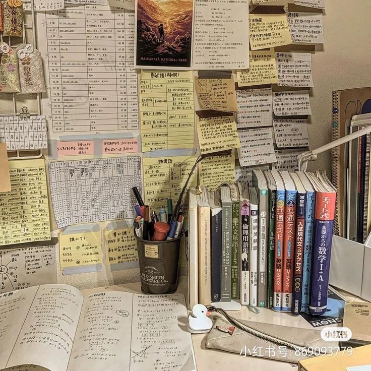 livydesk's tweet image. oii! meu nome é liv e faço parte do #studytwt :)

— ela / dela , ensino médio (3°) ! 
— (2007) 
— estudando pro ENEM e UERJ !
— dreaming about history uni !
— anti-capitalista ! 
— humanas !
— port/eng, estudando coreano !!

— ♡/↺ = moot!