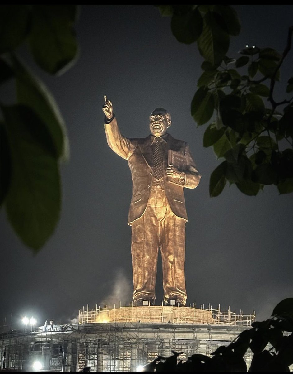 ChandansinghBRS's tweet photo. 125-foot- Tall Bronze Statue of Dr B R Ambedkar at Hyderabad 🙏
#Amedkar #Hyderabad
@KTRBRS @JAGANBRS https://t.co/UnUbVHt4N4
