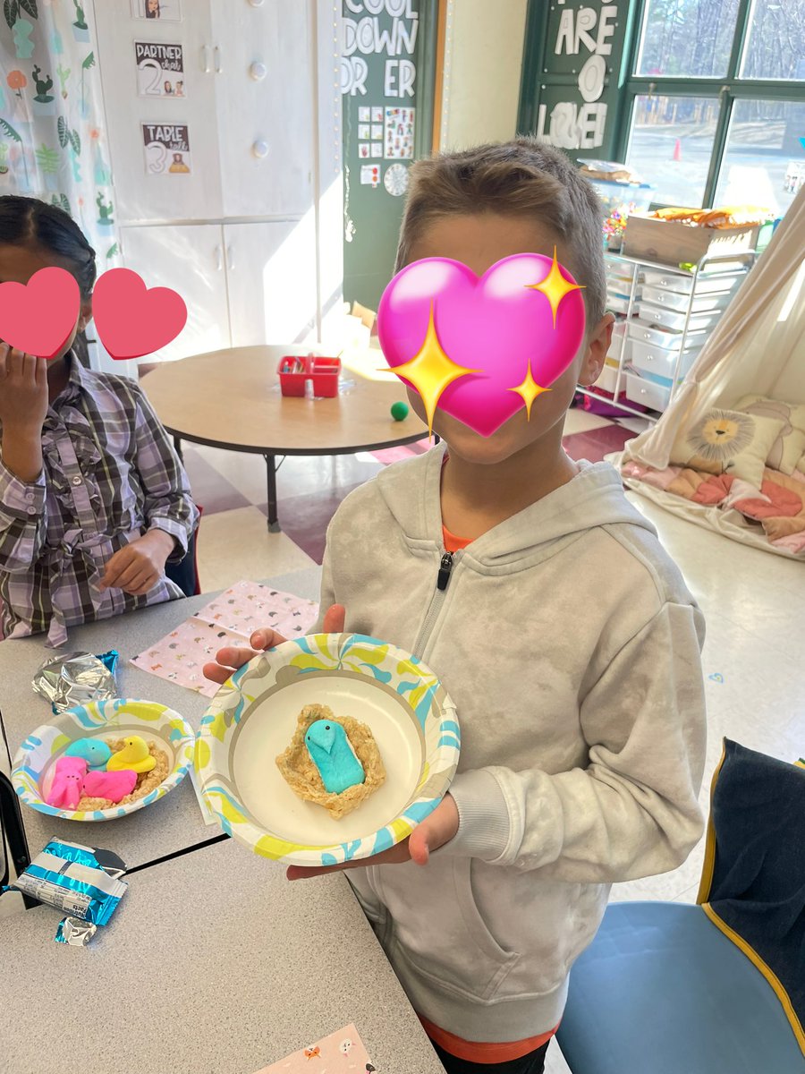 1stWithDussi's tweet photo. We made peep nests 🥹🪺💗 https://t.co/RIpElMAqE5