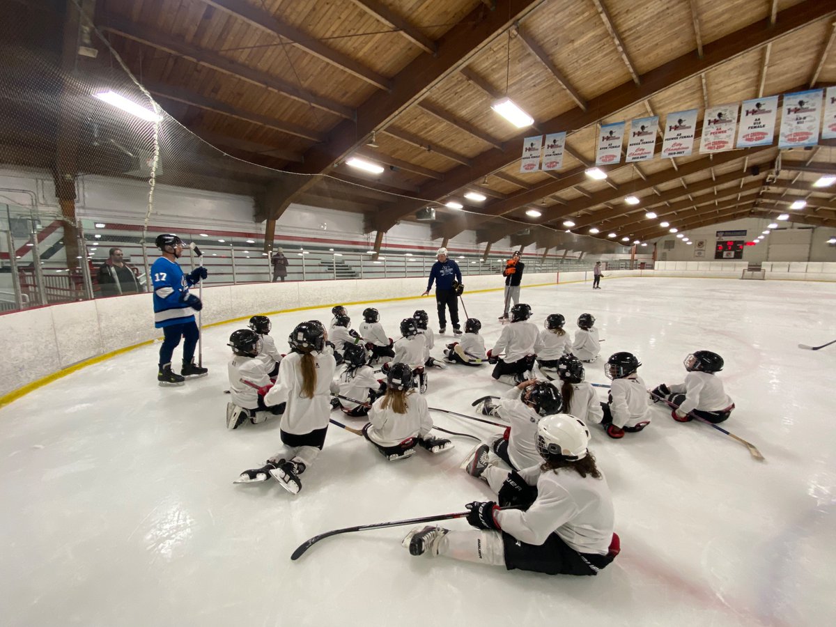 wyattLRSD's tweet photo. It’s Grade 3/4 Hockey Program day!
🥅 🏒 Our students are developing increased skills each week! Thanks to our high school on-ice mentors from @wpcLRSD @dciLRSD. https://t.co/u1nYhBw26h