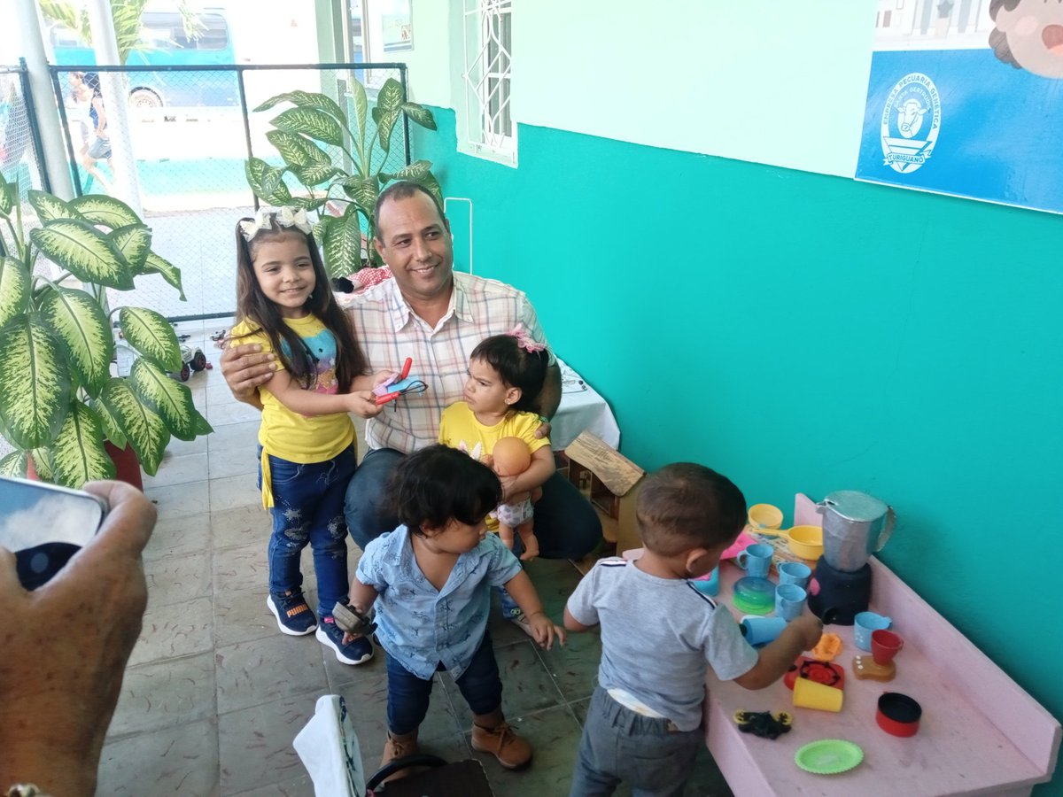 BMa7001's tweet photo. Inauguramos en la mañana la Casita Infantil de la Empresa Pecuaria Genética Turiguanó, como parte de las tareas en saludo a la victoria de Girón en  #Morón #MejorEsPosible #LatirAvileño @IzquierdoAlons1 @NexyVelizNaranj @DisleyAcosta1 @AlexeyOT73 @yuslayvis @DrRobertoMOjeda https://t.co/99p288N1fY
