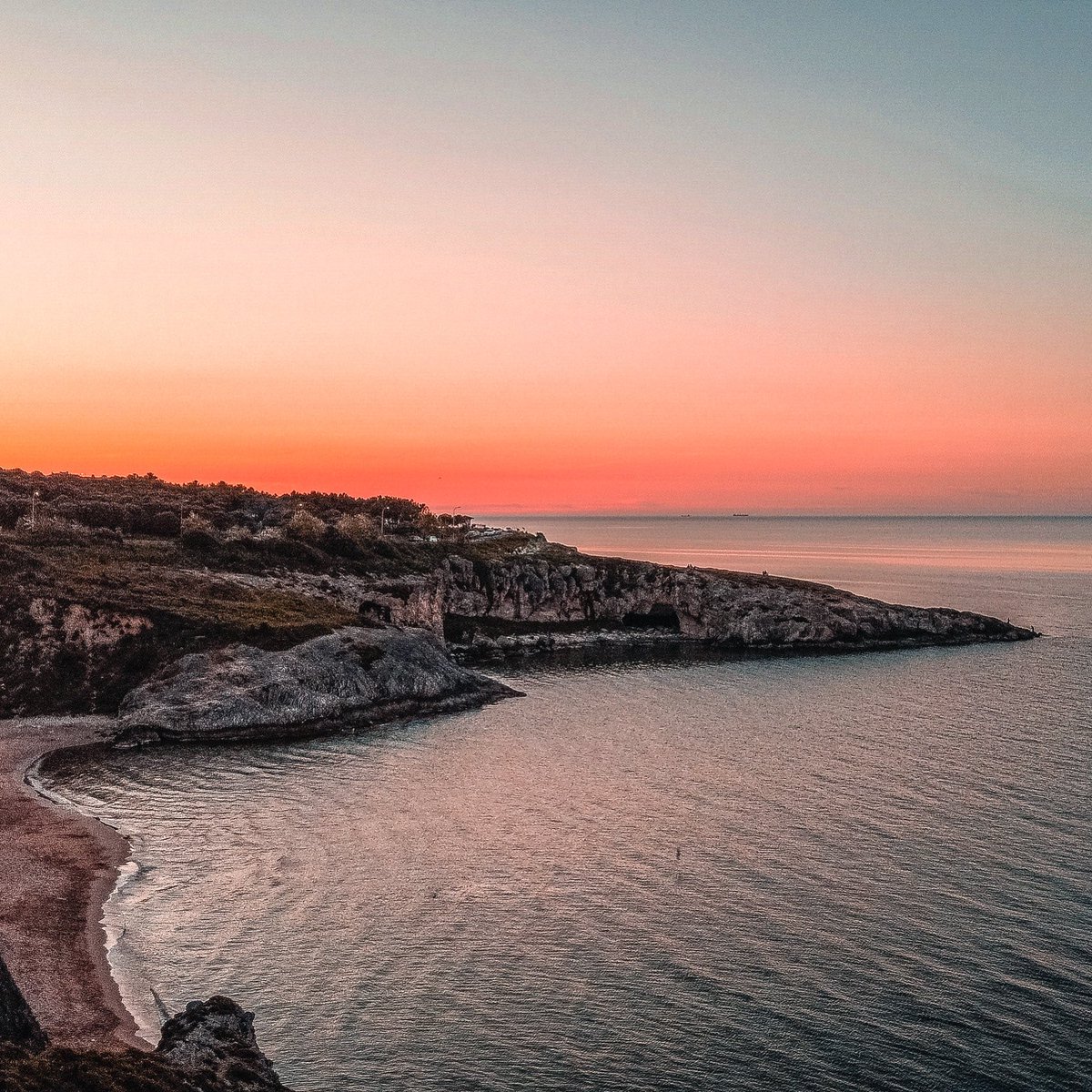 Can you imagine?
•
#ourplanetdaily #visualofearth #travelphotography #eartfocus #landscaper #sonyalpha #simplyadventure #welivetoexplore #goexplore #beautifuldestinations #folkscenery #goturkey