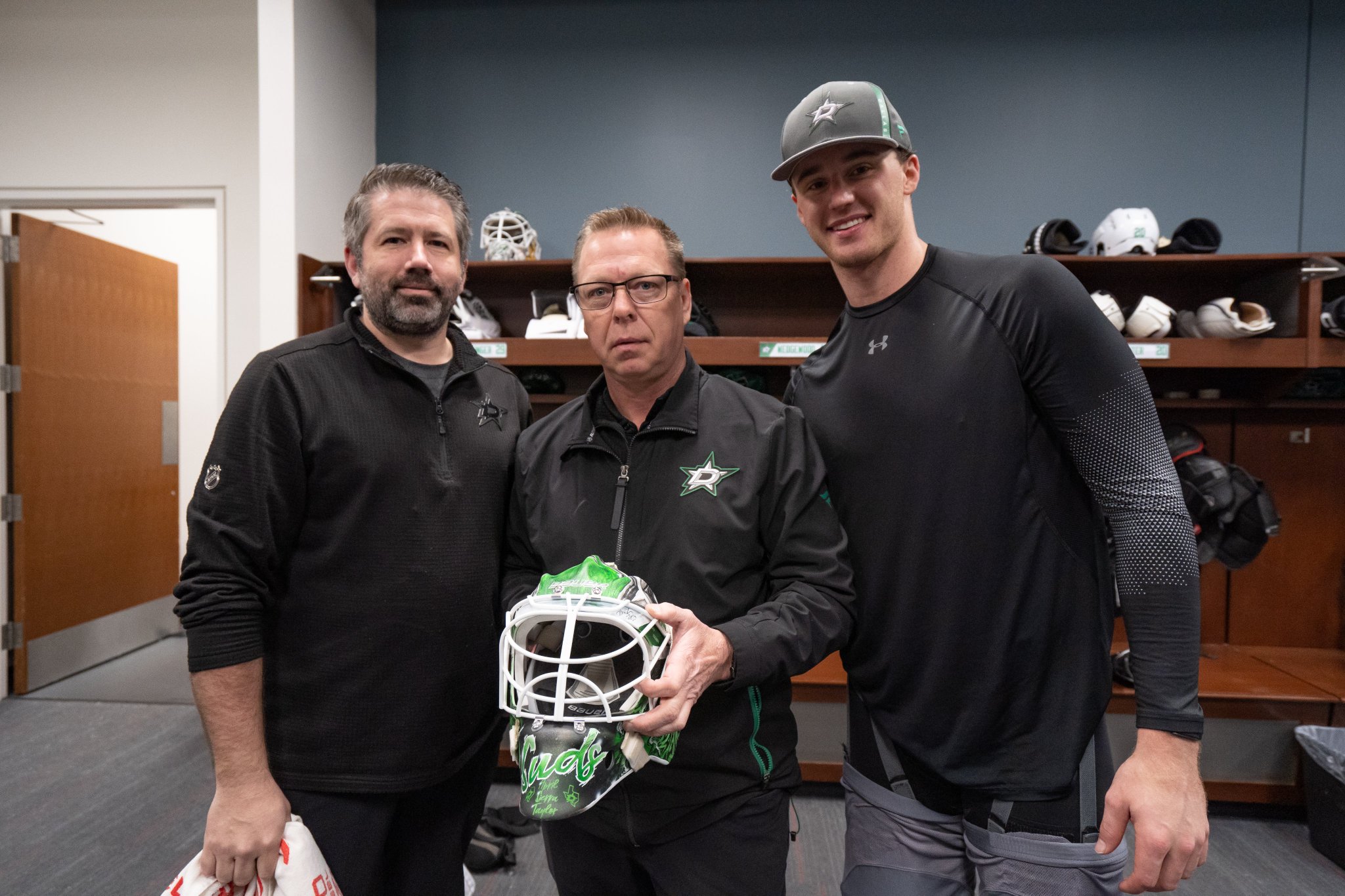 dallas-stars-on-twitter-introducing-the-suds-mask-designed-for