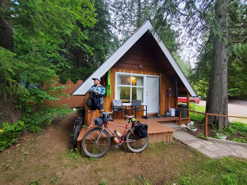 Tis the season for adventure planning! Did you know that our region is connected by numerous rail trails? There are numerous accommodation options that are located near many of the trail head. 

#ArrowSlocan