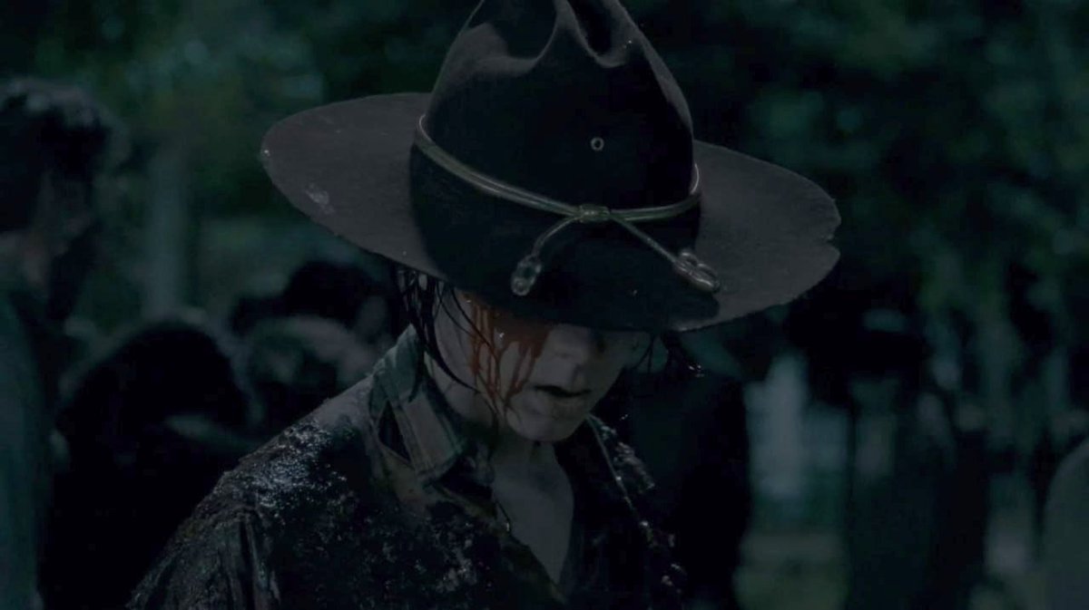peetvmellark's tweet photo. one of the most iconic shots on the walking dead. https://t.co/cqyl4uJq4t