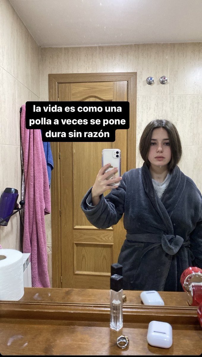 chaarrless 🦇 tweet media