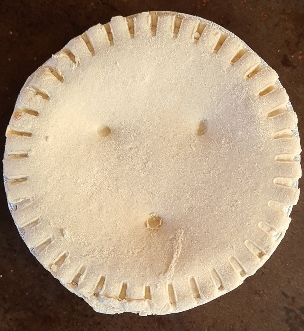 My pie looks surprised 😮