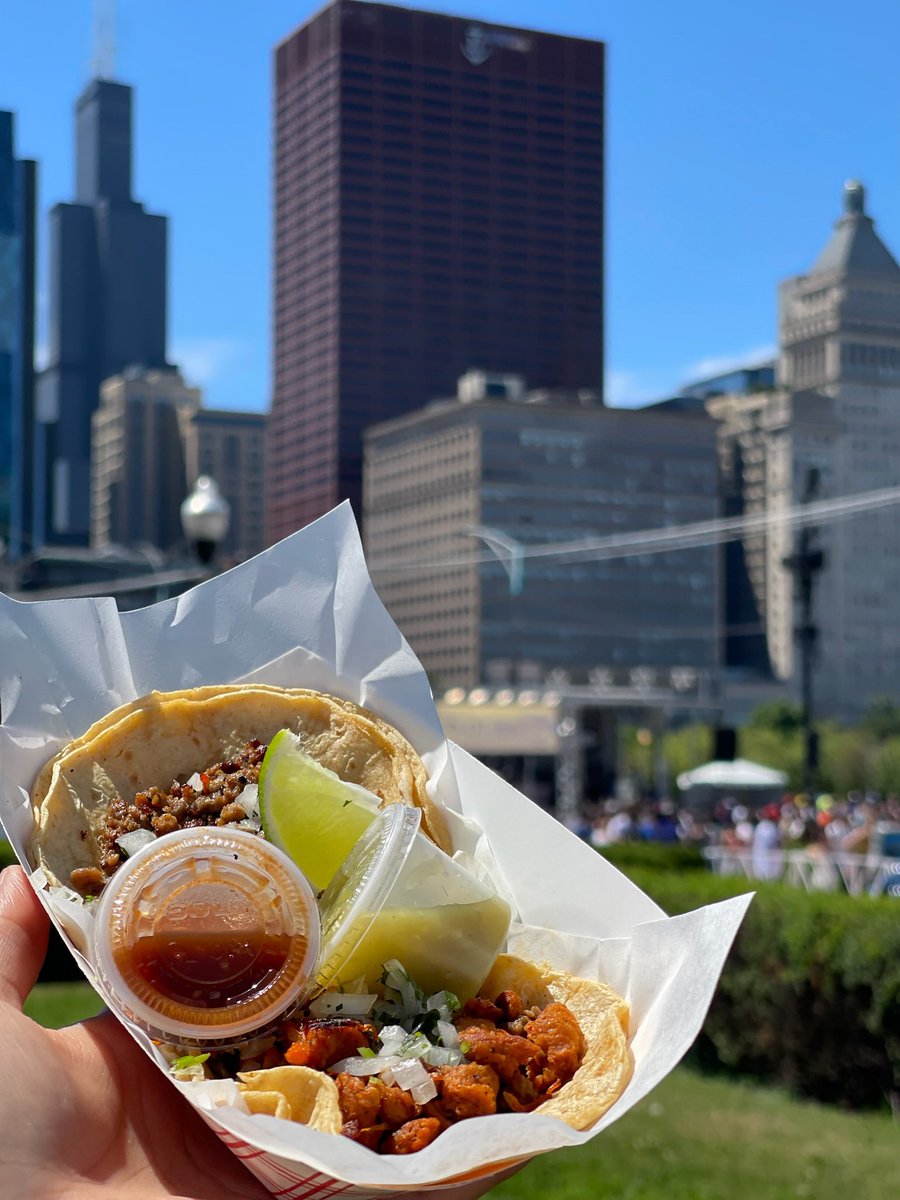 HealthySubstanc's tweet photo. Good morning #Chicago 🌆 

Who has tacos on their mind? 
🙋‍♀️🙋🙋‍♂️ https://t.co/HOAEQWKlwN