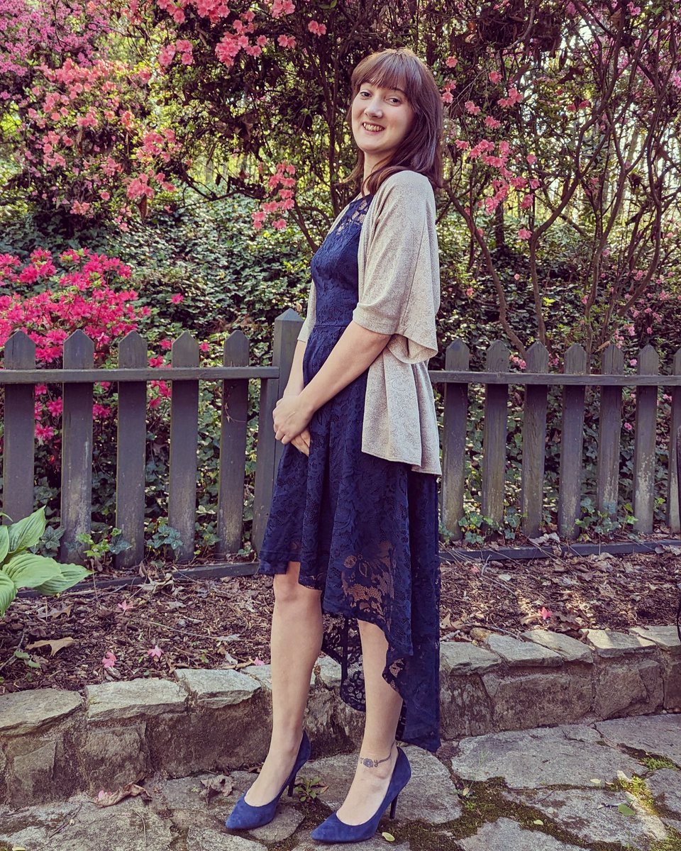 jowenauthor's tweet image. Just a beautiful day in the neighborhood 
#beautifulday #spring #flowerbackground #mrrogers #april2023 #covermeinsunshine