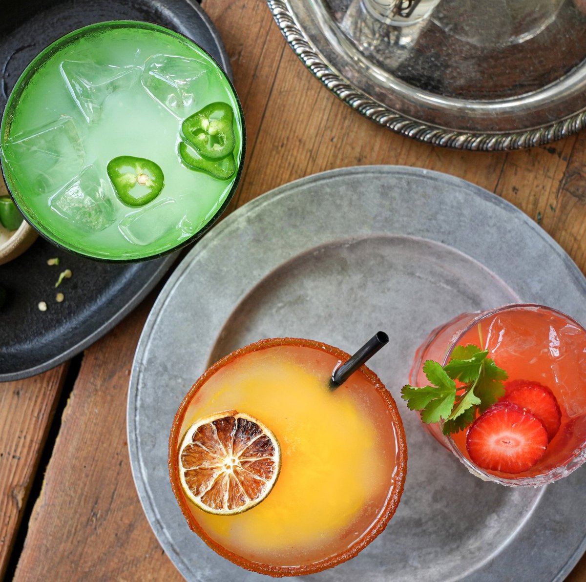 Potluck Hospitality &amp; Carriqui Fiesta San Antonio 
Sunday, April 16: Carriqui Smokehouse Sundays (2-5pm) featuring music from local DJs, every guest who dines on Carriqui’s patio will receive a free Carriqui Fiesta Medal. <a href="/giantnoise/">Giant Noise</a>  📷 cred: CARRIQUITX IG #SanAntonio #Fiesta