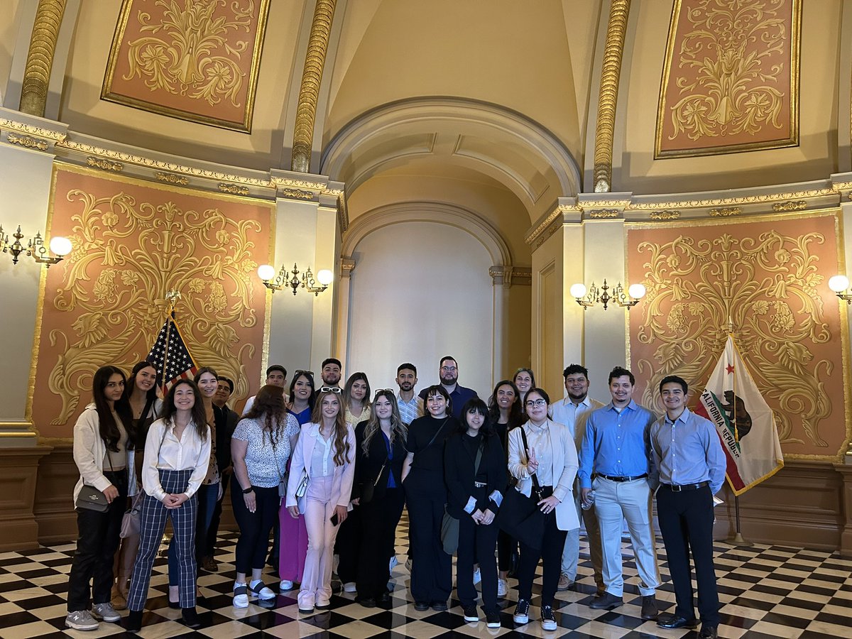 Dominika59261's tweet photo. Excited to be kicking off our student trip with our students, Dr. Swayne, &amp; Dr. Kanaan at the California State Capitol - wonderful tour to start the day! Thank you, Tabitha &amp; Cindy at the Museum! https://t.co/MkJQ3R6vtz