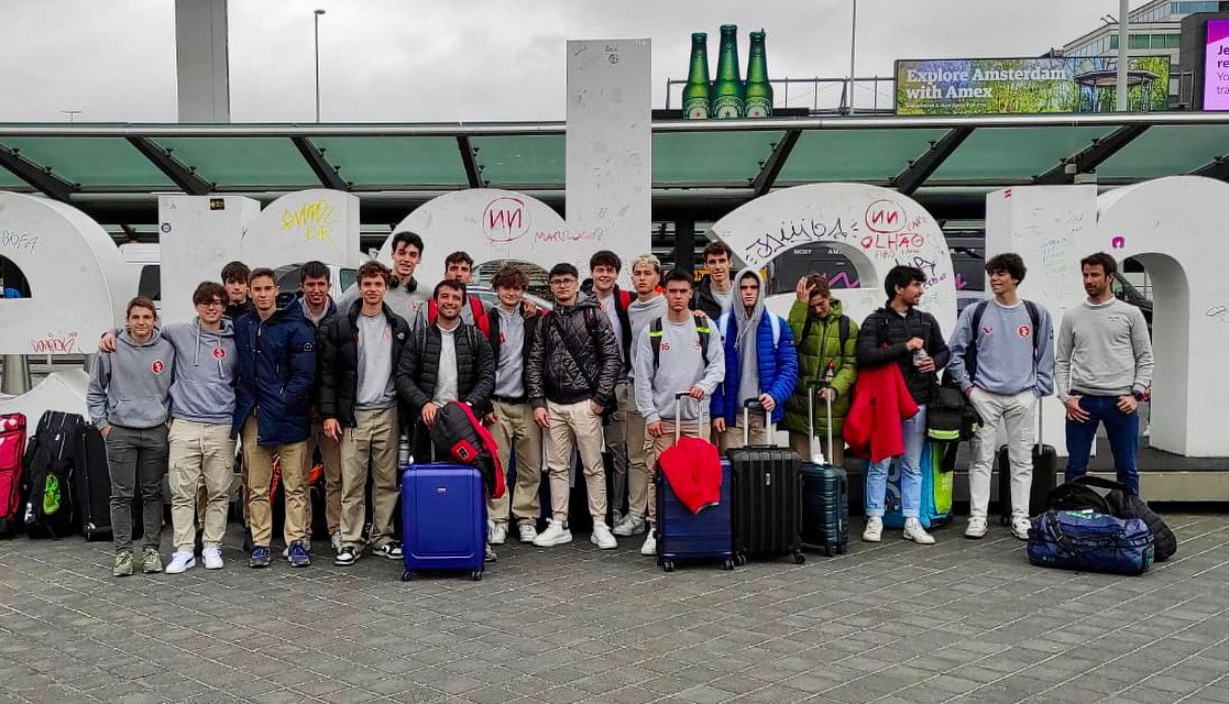 🏑 Fi d'una gran experiència!
 
🔚 EHCO Trophy 2023
 
❗️La competició ha estat una experiència única i inigualable, amb moments que els jugadors recordaran durant molt de temps 🔴⚪️

Bon torneig, nois! 💪🏻