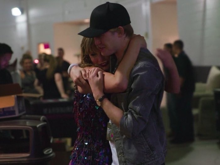 PopCrave's tweet photo. Joe Alwyn struggled with Taylor Swift’s level of fame, leading to their breakup, according to @People:

"Joe has struggled with Taylor's level of fame and the attention from the public. The differences in their personalities have also become harder to ignore after years together. They've grown apart."

🔗: https://t.co/peoAvpm6IB