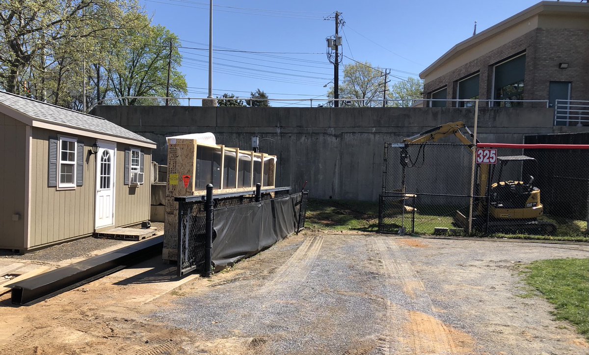 BlairAthletics's tweet photo. Scoreboards going in on the softball and baseball fields! And all lights in at the track. Looking forward to the community facilities improvements and enhanced game experiences! https://t.co/gkmZdAXXoo