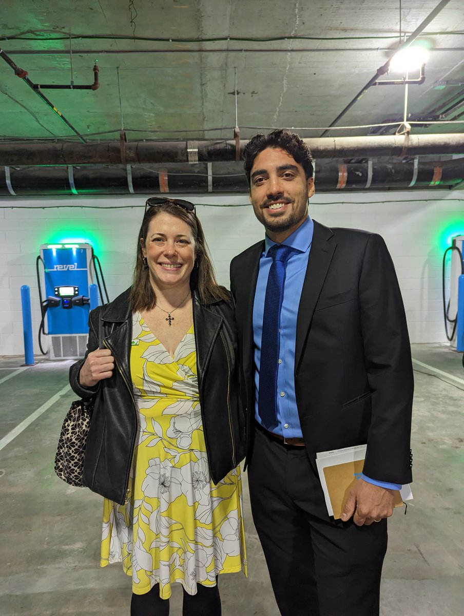 nylcv's tweet photo. NYLCV Pres @JulieTighe17 was the 1st member of the
public to charge up at @_GoRevelโs new & huge EV fast charging hub in South #Williamsburg! Among those on hand for the opening of the new facility was @nycmayor, #Revel founder @FrankReig, & #NYLCV chapter board member @JPotent! https://t.co/7IAUtsqxW2