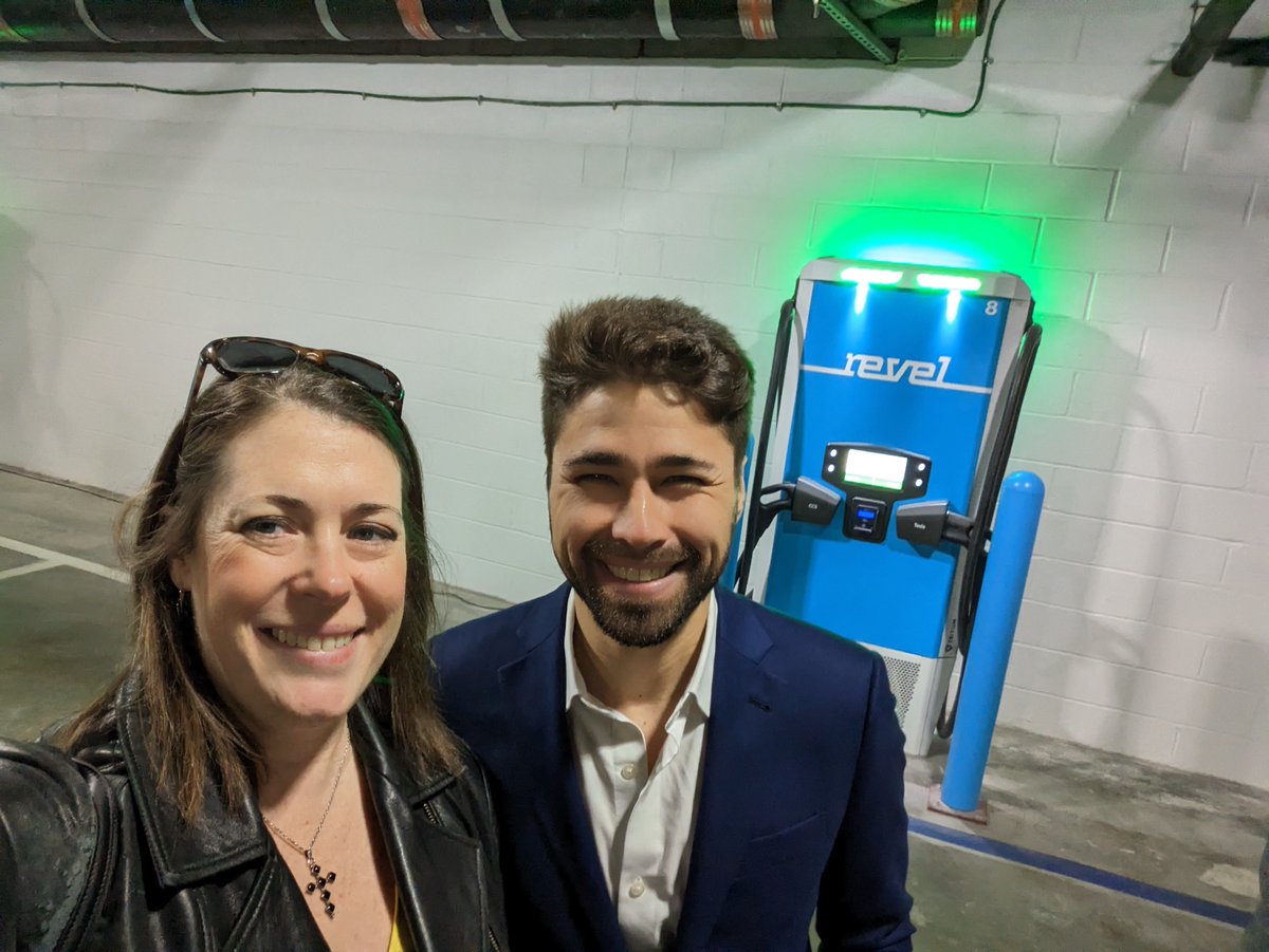 nylcv's tweet photo. NYLCV Pres @JulieTighe17 was the 1st member of the
public to charge up at @_GoRevelโs new & huge EV fast charging hub in South #Williamsburg! Among those on hand for the opening of the new facility was @nycmayor, #Revel founder @FrankReig, & #NYLCV chapter board member @JPotent! https://t.co/7IAUtsqxW2