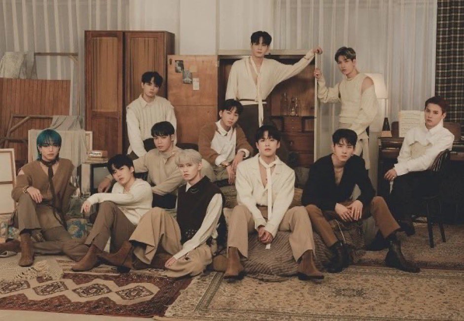 #TROPICAL_NIGHT by <a href="/official_jo1/">JO1</a> debuts at #1 selling 130,000 Copies in its first week. This becomes #JO1でんき 's 3rd #1 Album