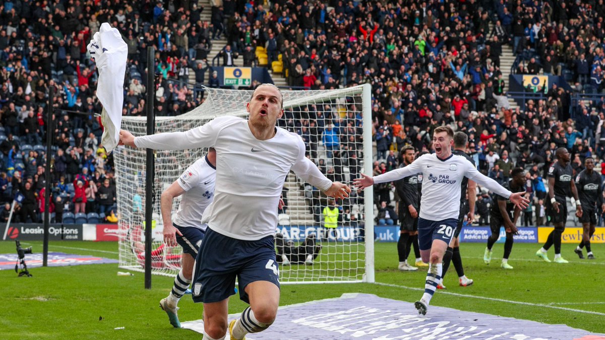 Champchatpod24's tweet photo. Five wins in their last six Championship outings. ✅

Three Championship wins on the bounce. ✅

Outside the play-offs on goal difference. ✅

Just one defeat in their last 11. ✅

Preston North End are 𝙠𝙣𝙤𝙘𝙠𝙞𝙣𝙜 𝙤𝙣 𝙩𝙝𝙚 𝙙𝙤𝙤𝙧! 👀

#CCP | #PNEFC https://t.co/1NFhJJBuMp