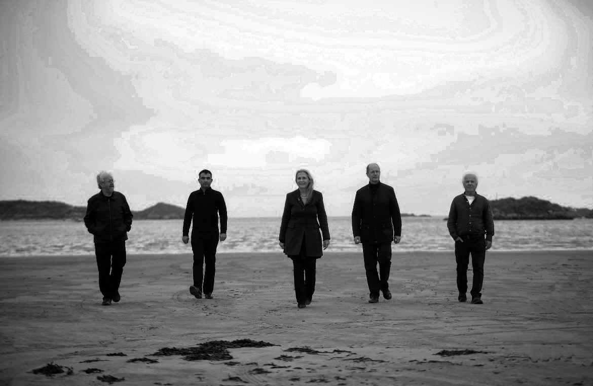 Stiúideo Cuan (@stiuideocuan) on Twitter photo Beidh oíche cheoil agus amhránaíochta den scoth ar an 20 Aibreán, le ceann de ghrúpaí móra an cheoil thraidisiúnta - Altan 🎵
Bí linn! Ticéid ar fáil ar líne ag stiuideocuan.ie
<a href="/RTERnaG/">Raidió na Gaeltachta</a> <a href="/artscouncil_ie/">The Arts Council / An Chomhairle Ealaíon</a> @BAItweets <a href="/ThisIsGalway/">This is Galway</a> Beidh oíche cheoil agus amhránaíochta den scoth ar an 20 Aibreán, le ceann de ghrúpaí móra an cheoil thraidisiúnta - Altan 🎵
Bí linn! Ticéid ar fáil ar líne ag stiuideocuan.ie
<a href="/RTERnaG/">Raidió na Gaeltachta</a> <a href="/artscouncil_ie/">The Arts Council / An Chomhairle Ealaíon</a> @BAItweets <a href="/ThisIsGalway/">This is Galway</a>