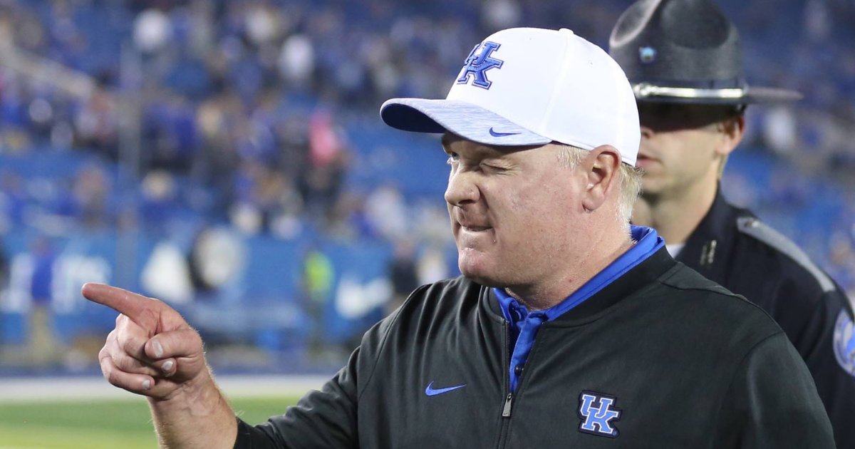 RT @UKFanaticsOnly: Mark Stoops makes Top 20 of Pro Football Focus’ Coach Rankings https://t.co/hAmOCPUyRq https://t.co/PUEG72XgrW