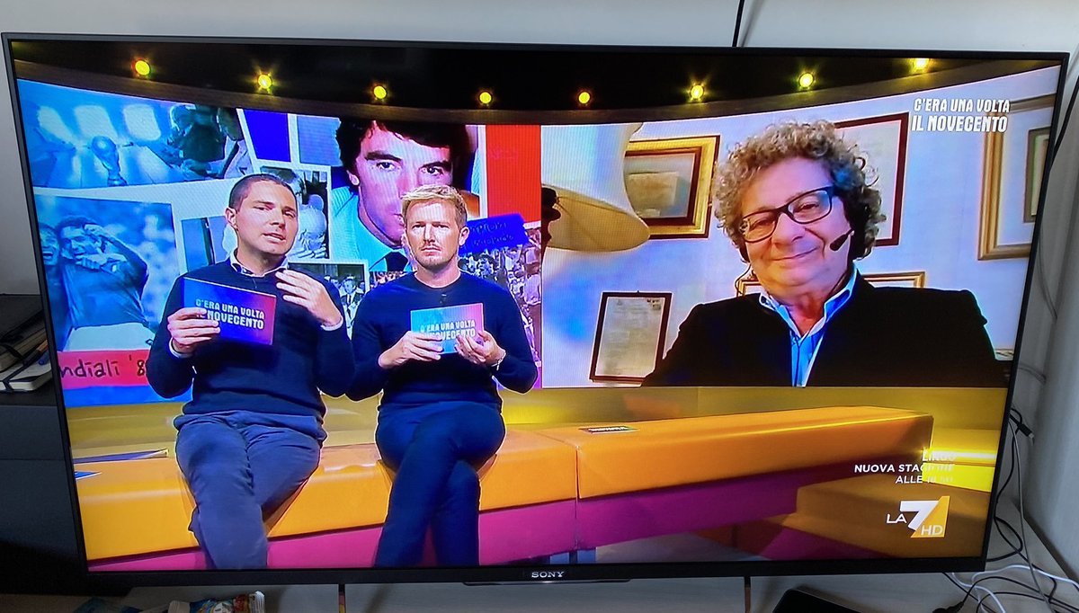 CucchiRiccardo's tweet image. Bello rivedere il film del Mondiale 82. Documentario storico e immagini di un calcio che abbiamo amato. E grazie ad @Alessio_Orsingher e @lucasappino per il coinvolgimento. #Golé #La7