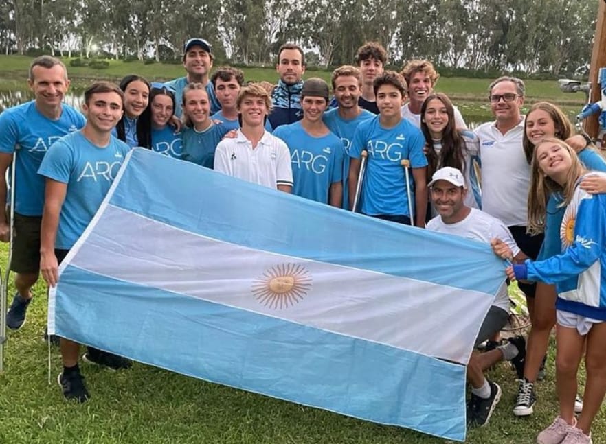 #EsquiNautico ¡ARGENTINA TUVO UNA DESTACABLE ACTUACIÓN EN EL CAMPEONATO LATINOAMERICANO!

🇦🇷 La delegación nacional cerró su participación en la 39° edición con un saldo de 18 medallas ( 3 🥇 6 🥈 9 🥉)

#EquipoARG
