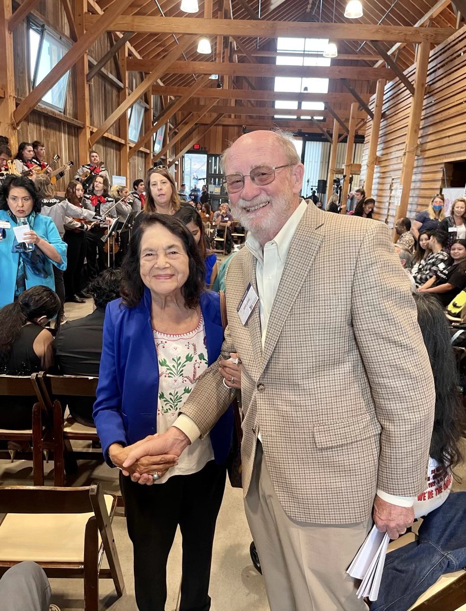 Happy Birthday @DoloresHuerta. I am so glad to call you my friend. Your work is truly an inspiration around the world. #DoloresHuertaDay   

A photo of us from this past fall at the recently renamed Dolores Huerta Research Center for the Americas. @ucsc