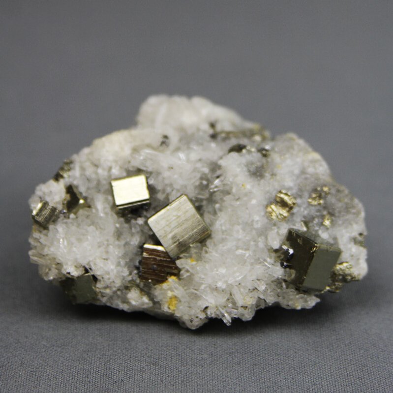 GemrockPeru's tweet photo. What is a crystal? See this video to learn more โกโกโก https://t.co/rsdwHJWIzG
#pyrite #pyritecrystals #pyriteinformation #crystals #minerals #peruvianminerals #crystalshop https://t.co/p2x79hRH1P