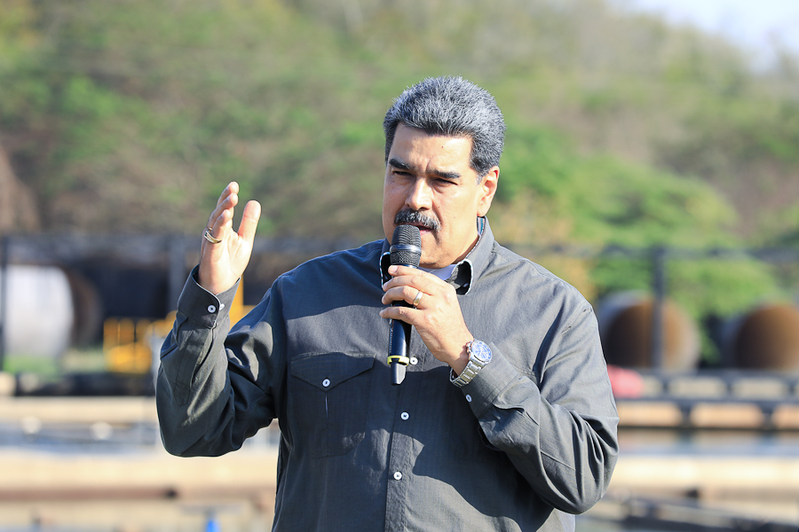 📢¡𝐀𝐬í 𝐥𝐨 𝐃𝐢𝐣𝐨!  🇻🇪
Pdte. <a href="/NicolasMaduro/">Nicolás Maduro</a>: El país no se ha rendido ni se rendirá en su meta de multiplicar las fuerzas productivas y romper la dependencia del rentismo petrolero.
#EsteEsMiPaís