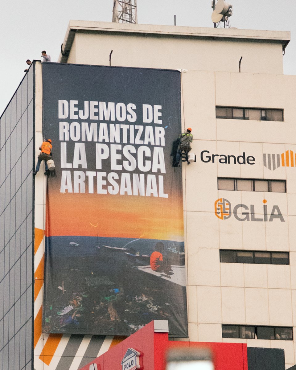 ColectivoCabos's tweet image. La situación del sector pesquero ha dado de qué hablar. Una lona gigante pide no romantizar la pesca artesanal y denuncia su precaria realidad. #DejemosDeRomantizarLaPescaArtesanal

@ucasagrande
@mingasporelmar
@pacificolibreEC
@LaFENACOPEC
@TECHOecu
@GranIdeaec