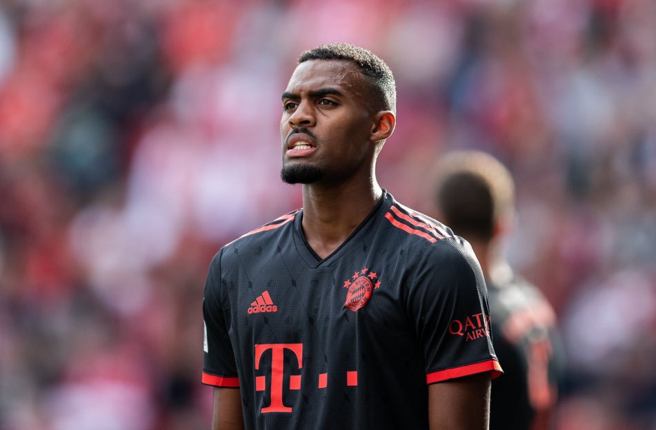 DailyAFC's tweet image. 🚨 Arsenal interested in Ryan Gravenberch &amp;amp; monitoring his situation. No negotiations yet. Bayern trust Gravenberch to make a breakthrough. Now all depends on Tuchel &amp;amp; whether he needs the player or not. If not, RG could leave this summer. [@Plettigoal via @iMiaSanMia] #afc
