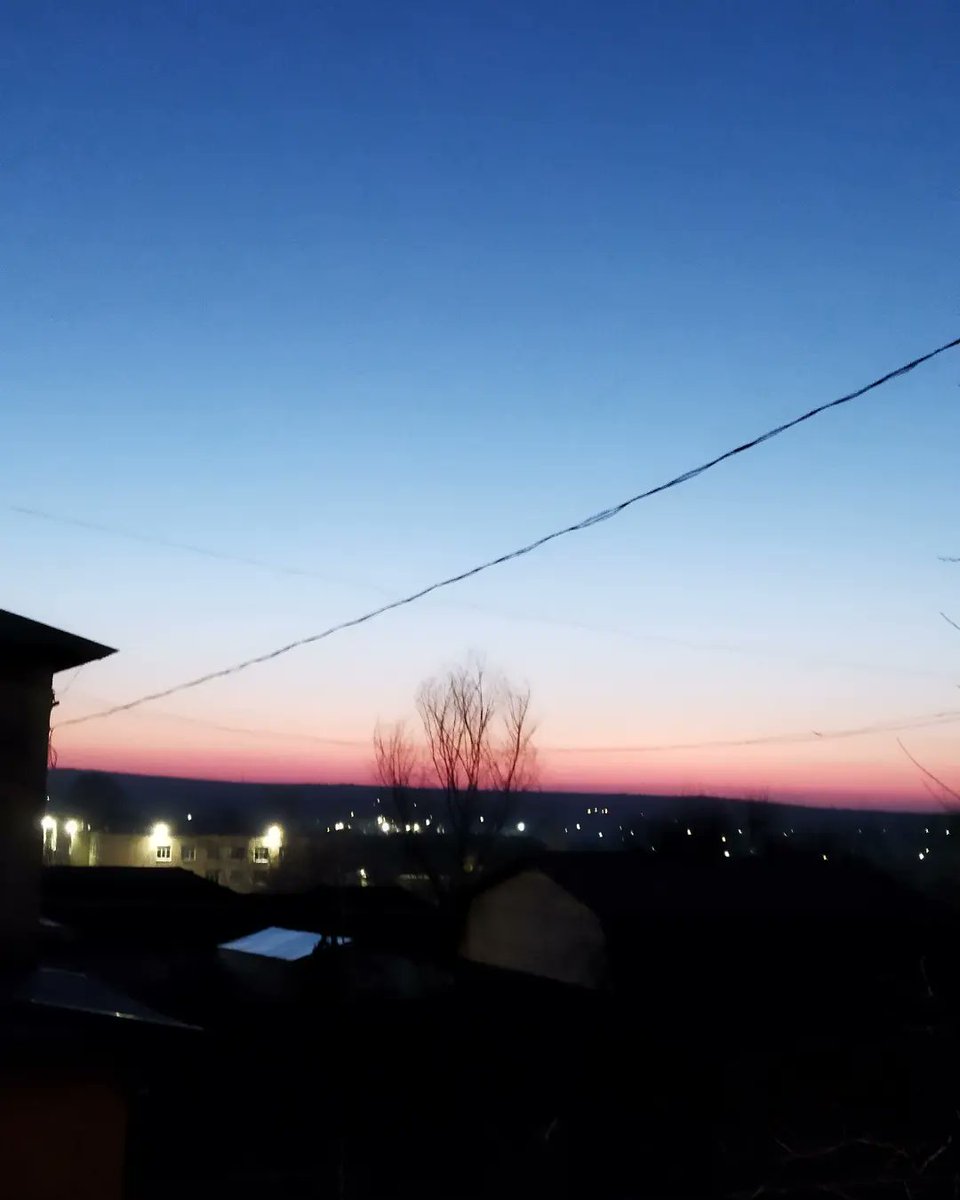paskoval802's tweet photo. #sunset #home #photo #photography #nature #day #beautiful https://t.co/gGTHItBIUt
