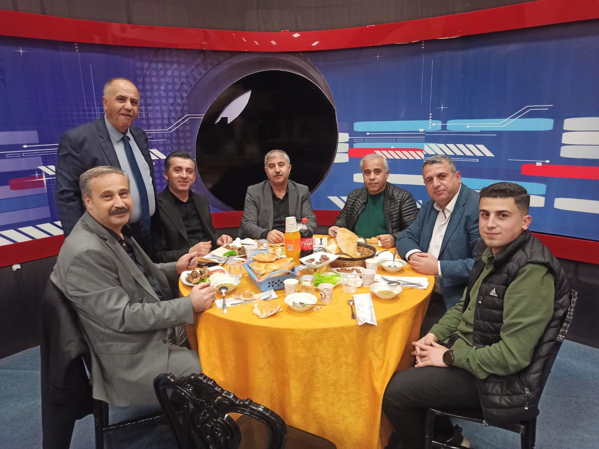 VATSO Beyaz Liste Ekibi ile iftarda bir araya geldik. Dopdolu güzel bir akşam oldu, katılım mükemmeldi herkese teşekkür ediyorum. Van’ımız için birliğimiz daim olsun inşallah.