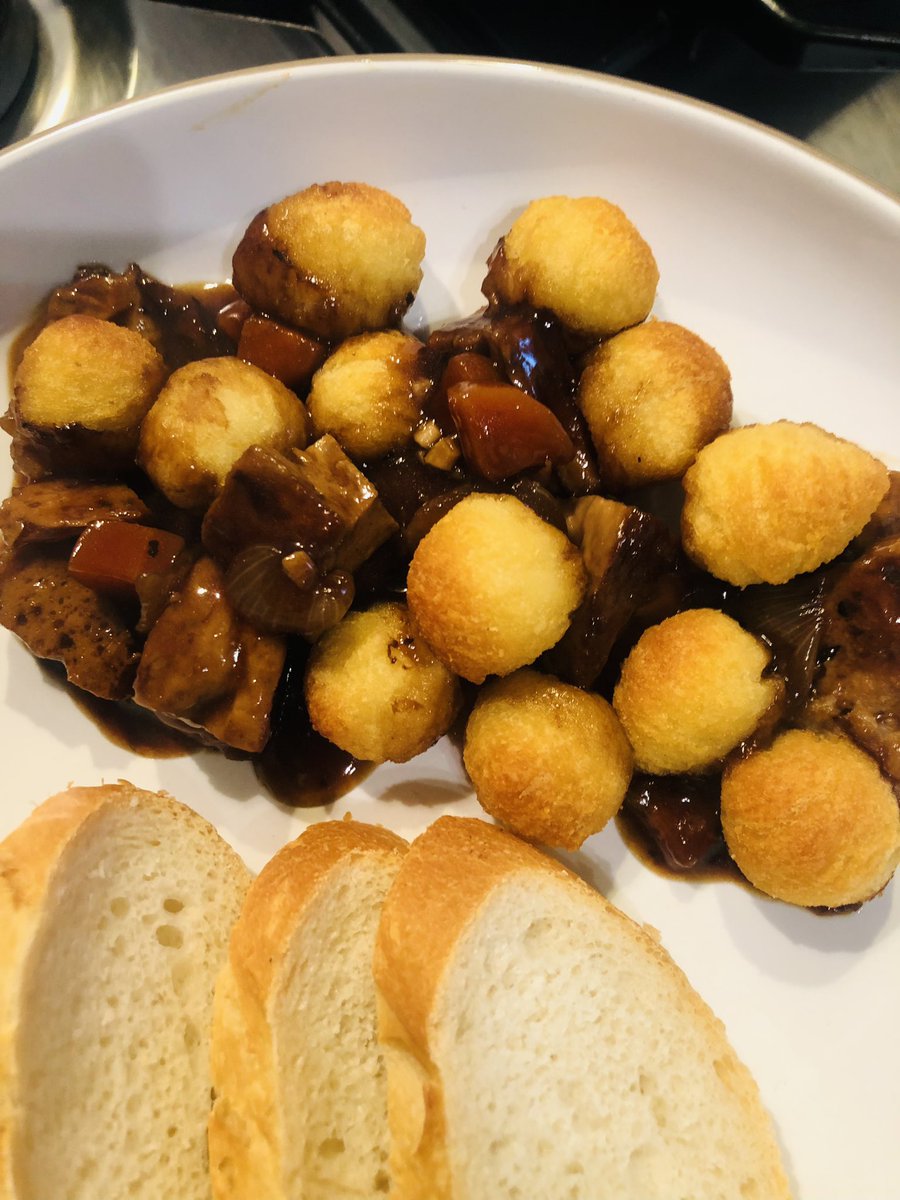 ChotaiReena's tweet image. Dinner today; my version of a lamb hot pot. Made using my homemade lamb seitan chunks topped with the best @asda potato pops 😋 Comfort food in a bowl #VeganFood #ReenasRecipes
