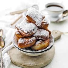Beignets (been-yays)! Just better than regular donuts, and they go better with coffee ☕️ 💋