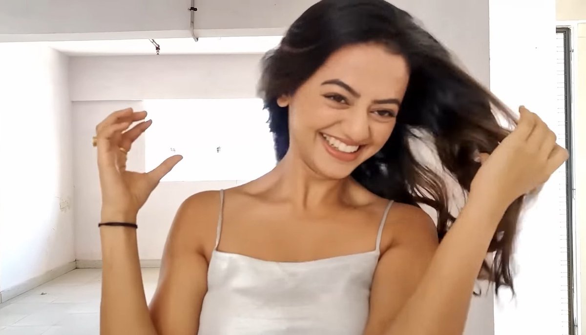 Ain't she giving straight Outta Wattpad bubbly teenage girl vibes who is getting ready for a college fest!😌❤️

<a href="/OfficialHelly7/">HELLY</a> | #HellyShah